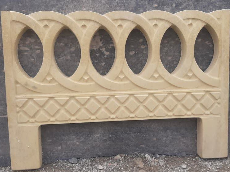 نرده پلیمری دور باغچه طرح المپیک در ابعاد ۵۵*۷۰