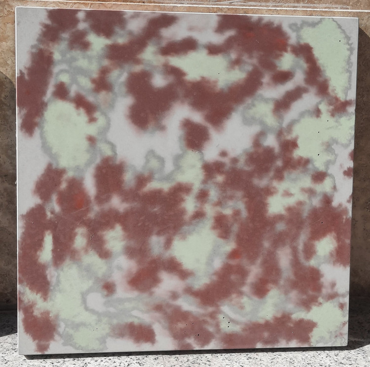 موزاییک پلیمری طرح ساده طوسی ،قرمز و سبز ۴۰*۴۰